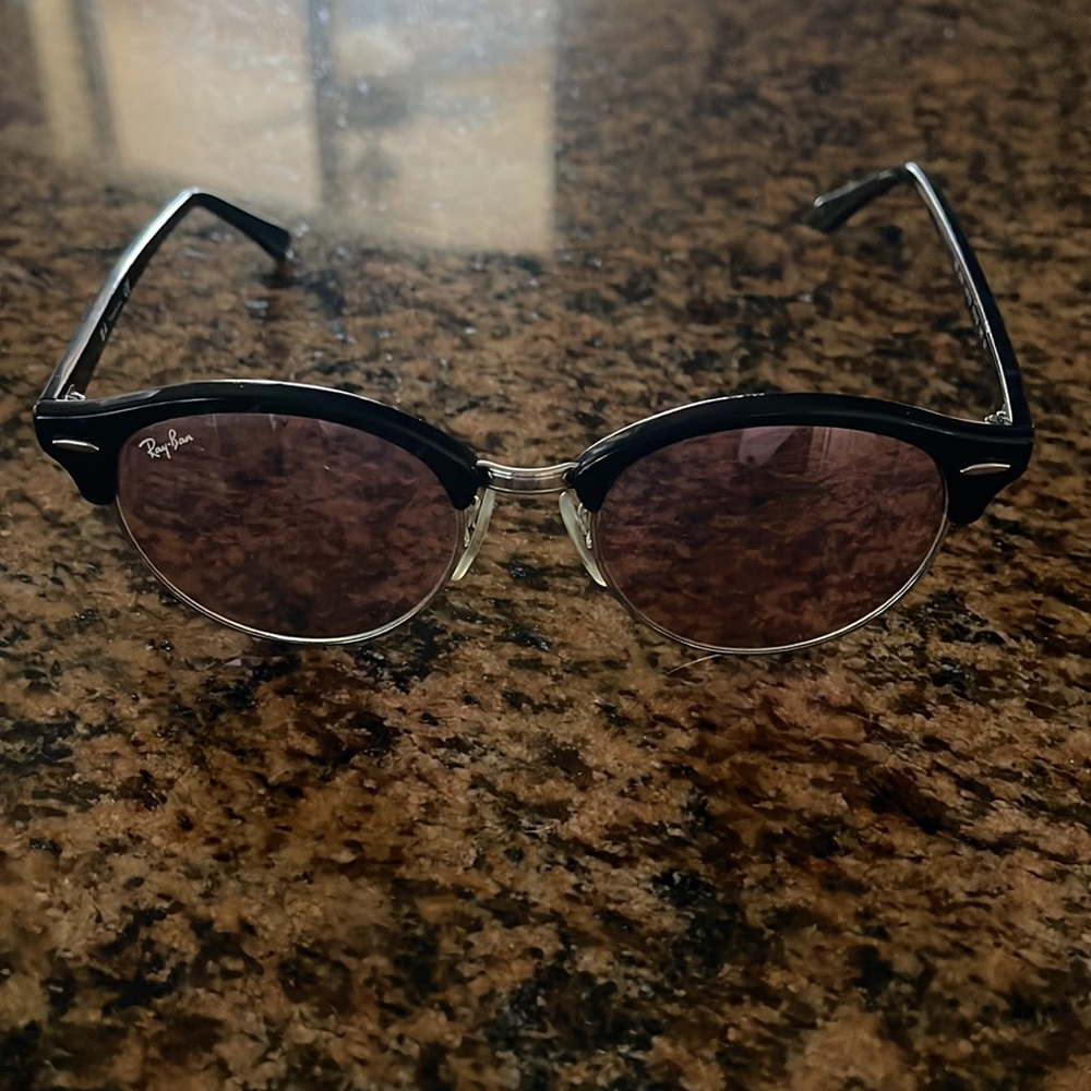 Ray-Ban sunglasses - Picture 2 of 4